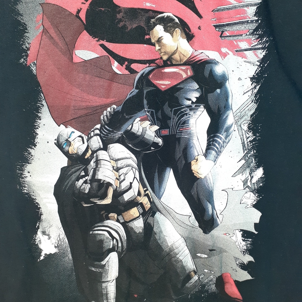 BATMAN V SUPERMAN Authentic Shirt